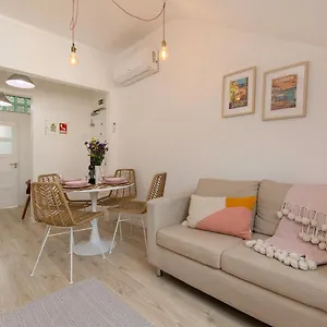  Appartamento New Bright And Cozy In Graca